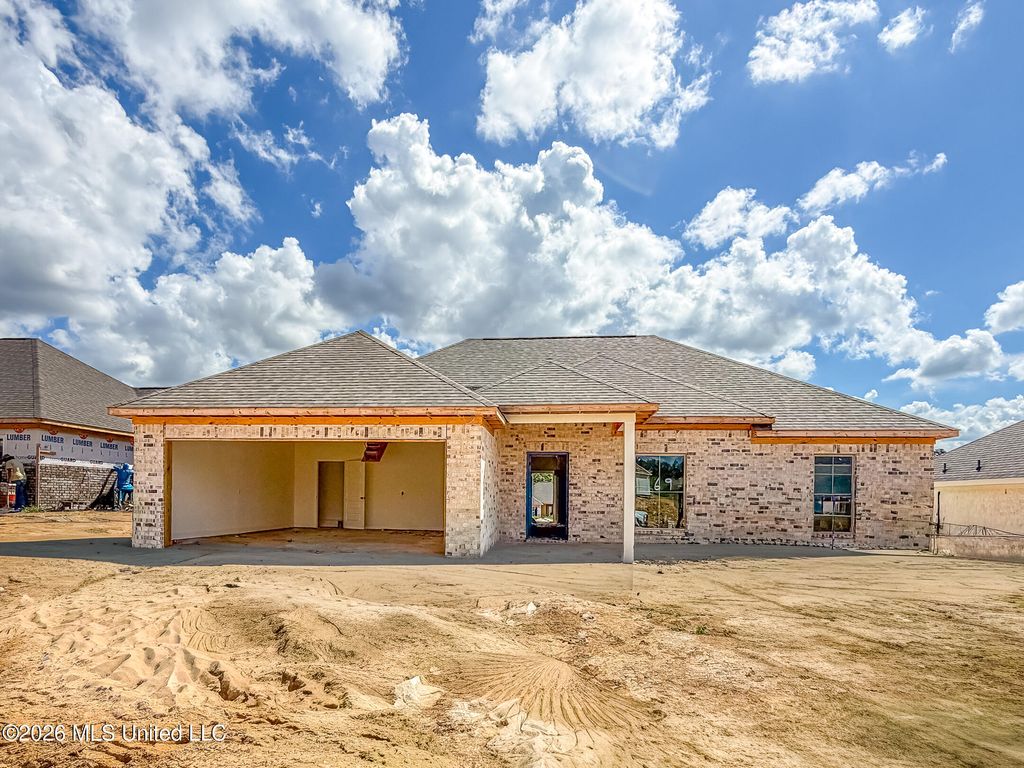 1304 Elderberry, Pearl, MS 39208