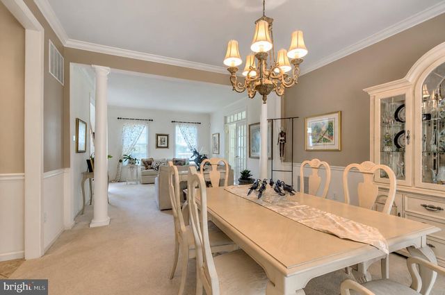 100 MARSHALL DR, Egg Harbor Township, NJ 08234