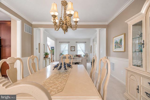 100 MARSHALL DR, Egg Harbor Township, NJ 08234