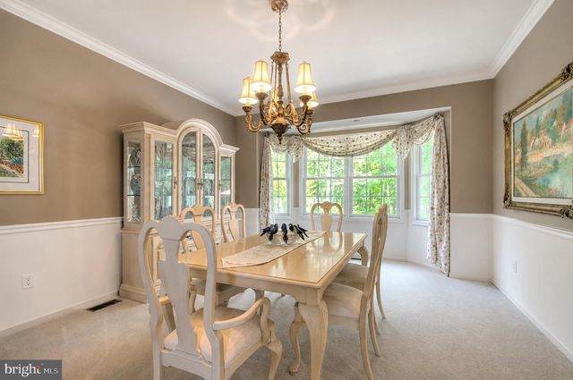 100 MARSHALL DR, Egg Harbor Township, NJ 08234