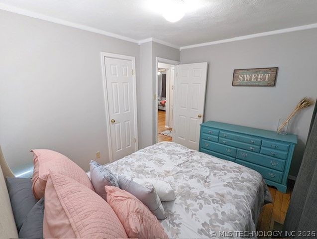 1239 S Erie Avenue, Tulsa, OK 74112