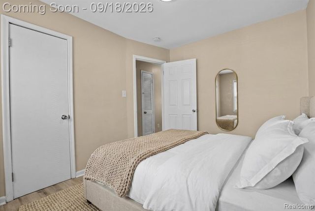 11560 Dodge Avenue, Warren, MI 48089