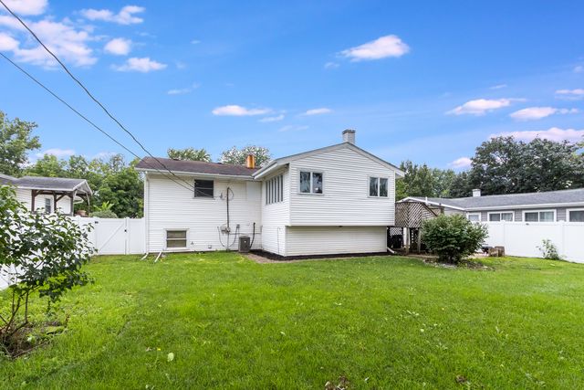 612 Westnedge Road, Joliet, IL 60435