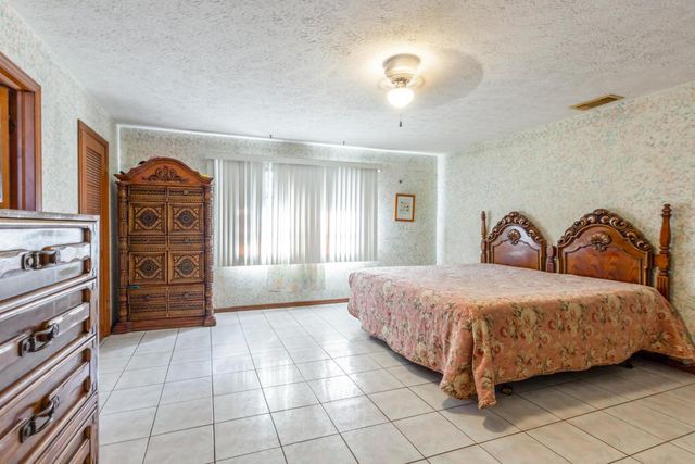 372 SW Carter Avenue, Port St. Lucie, Port St Lucie, FL 34983
