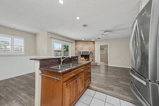 6 Pinehurst Drive, Shalimar, FL 32579