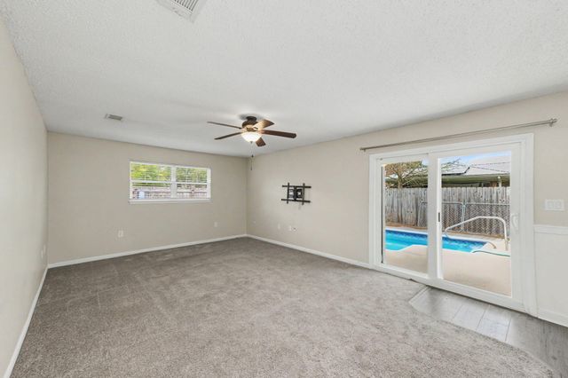 6 Pinehurst Drive, Shalimar, FL 32579