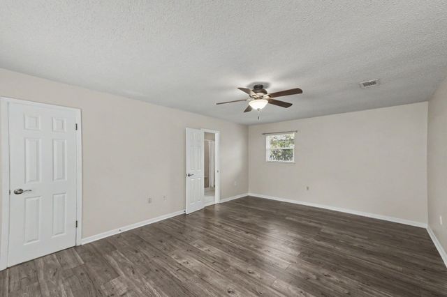 6 Pinehurst Drive, Shalimar, FL 32579