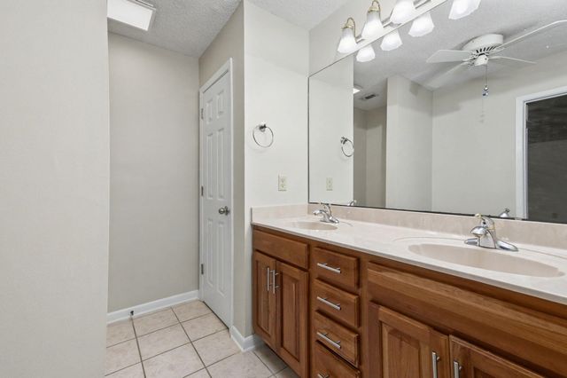 6 Pinehurst Drive, Shalimar, FL 32579