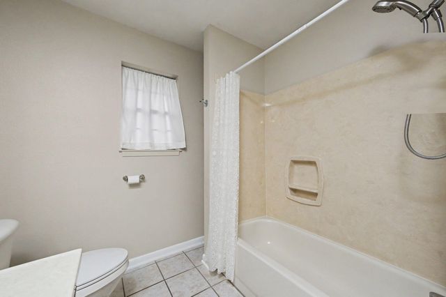 6 Pinehurst Drive, Shalimar, FL 32579