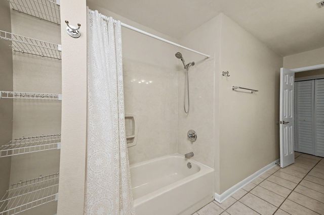 6 Pinehurst Drive, Shalimar, FL 32579