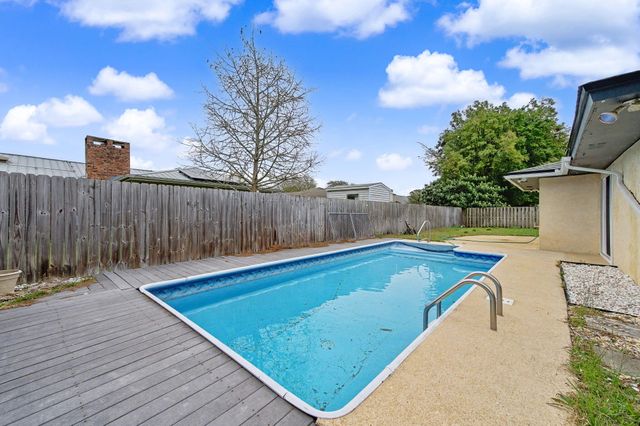 6 Pinehurst Drive, Shalimar, FL 32579