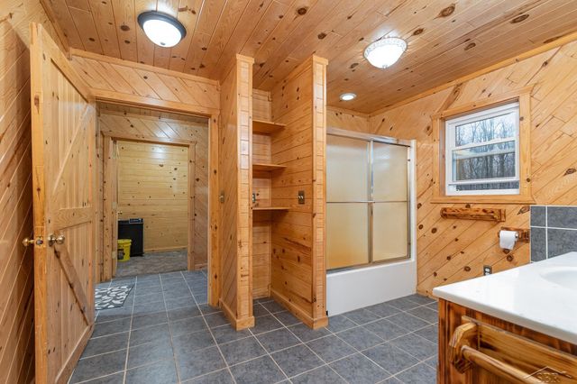 3528 Henderson Lake Road, Prescott, MI 48756