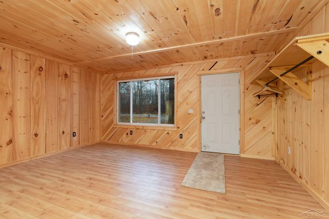 3528 Henderson Lake Road, Prescott, MI 48756