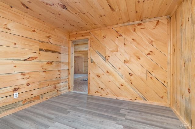 3528 Henderson Lake Road, Prescott, MI 48756