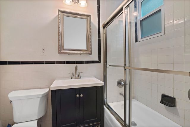 543 9th Street, New York City, NY 11215