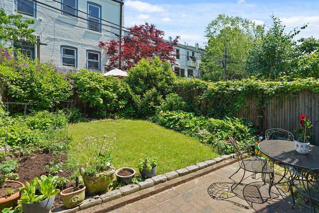 543 9th Street, New York City, NY 11215