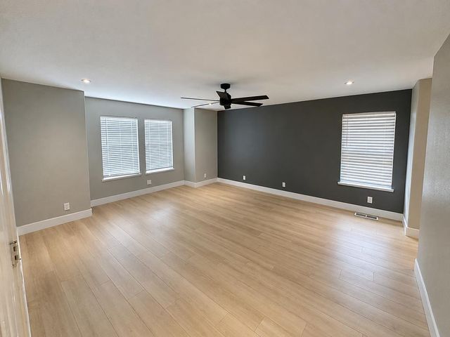 619 Pecan Dr, Ripon, CA 95366