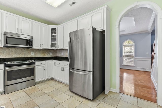 477 Waterford Point Drive, Boiling Springs, SC 29316