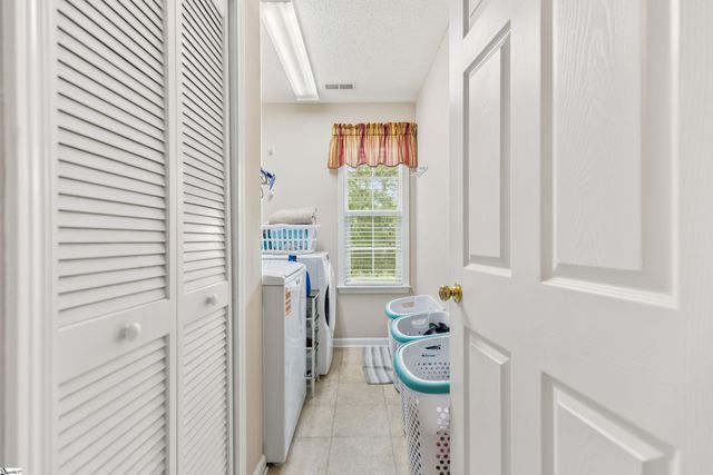 477 Waterford Point Drive, Boiling Springs, SC 29316
