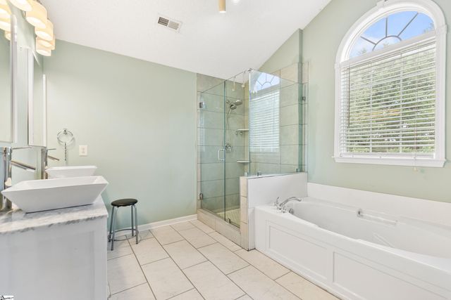 477 Waterford Point Drive, Boiling Springs, SC 29316