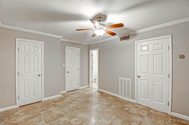 5151 Richmond Avenue 115, Houston, TX 77056