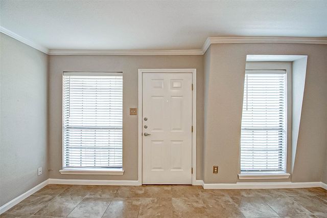 5151 Richmond Avenue 115, Houston, TX 77056
