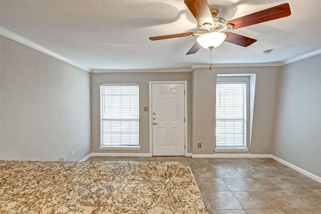 5151 Richmond Avenue 115, Houston, TX 77056