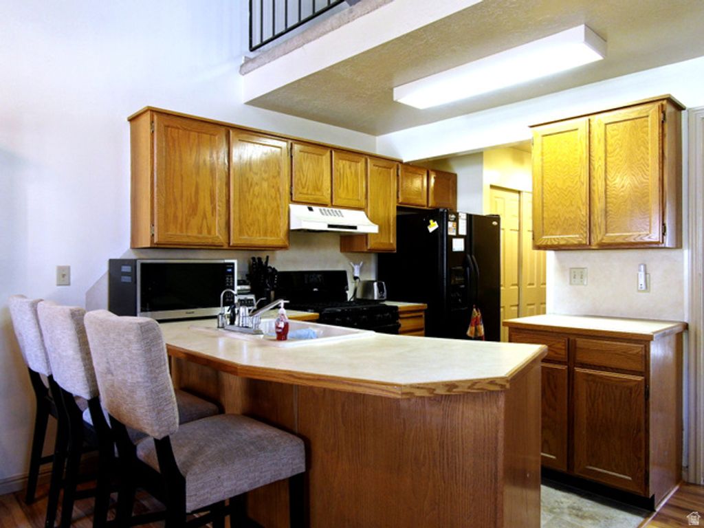 Image 4 of property listing at 1403 S 1185 E #49, Ogden, UT 84404