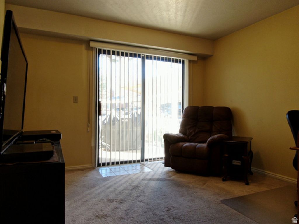 Image 6 of property listing at 1403 S 1185 E #49, Ogden, UT 84404