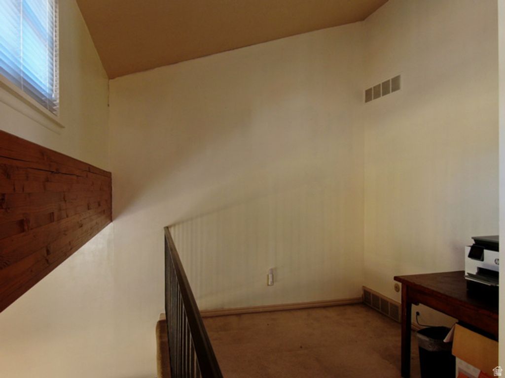 Image 9 of property listing at 1403 S 1185 E #49, Ogden, UT 84404