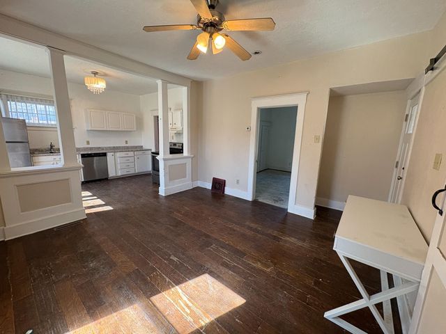 920 Valley St, Minot, ND 58701