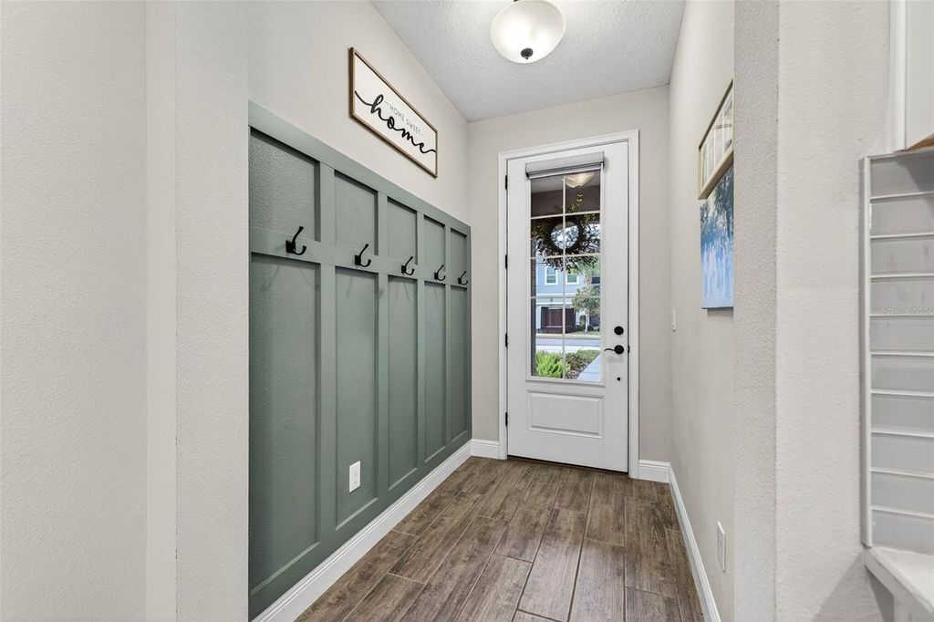 Image 12 of property listing at 6227 SCARLET DARTER WAY, Tampa, FL 33625