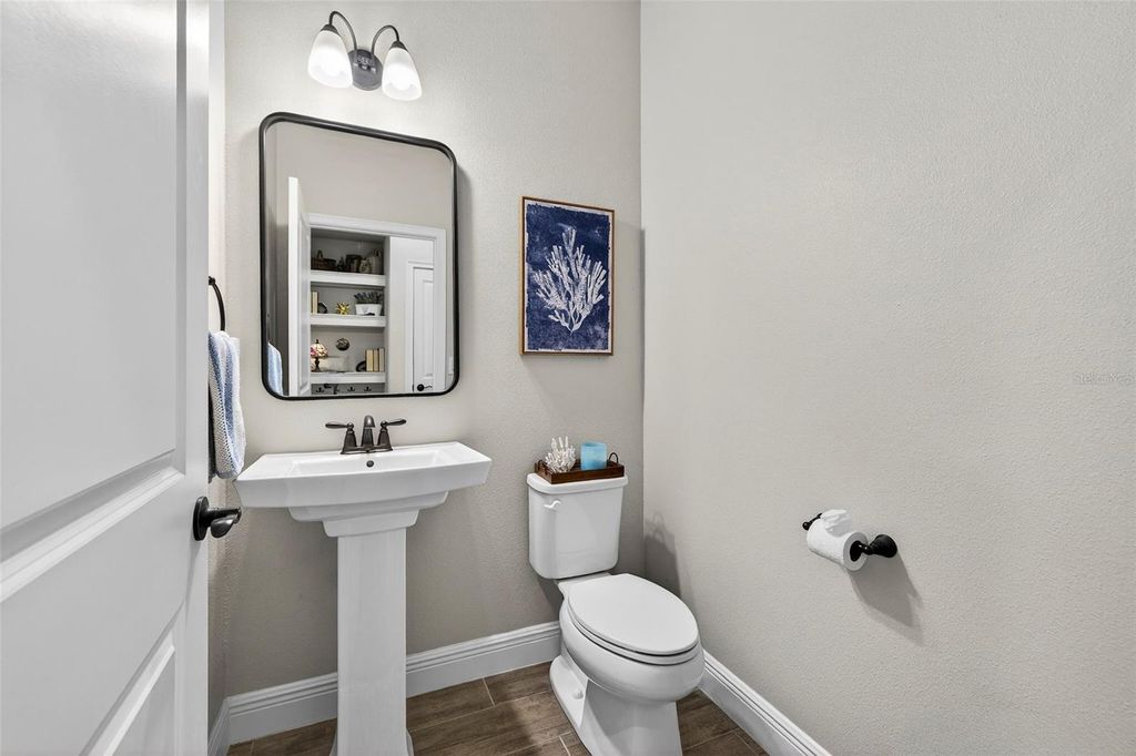 Image 18 of property listing at 6227 SCARLET DARTER WAY, Tampa, FL 33625