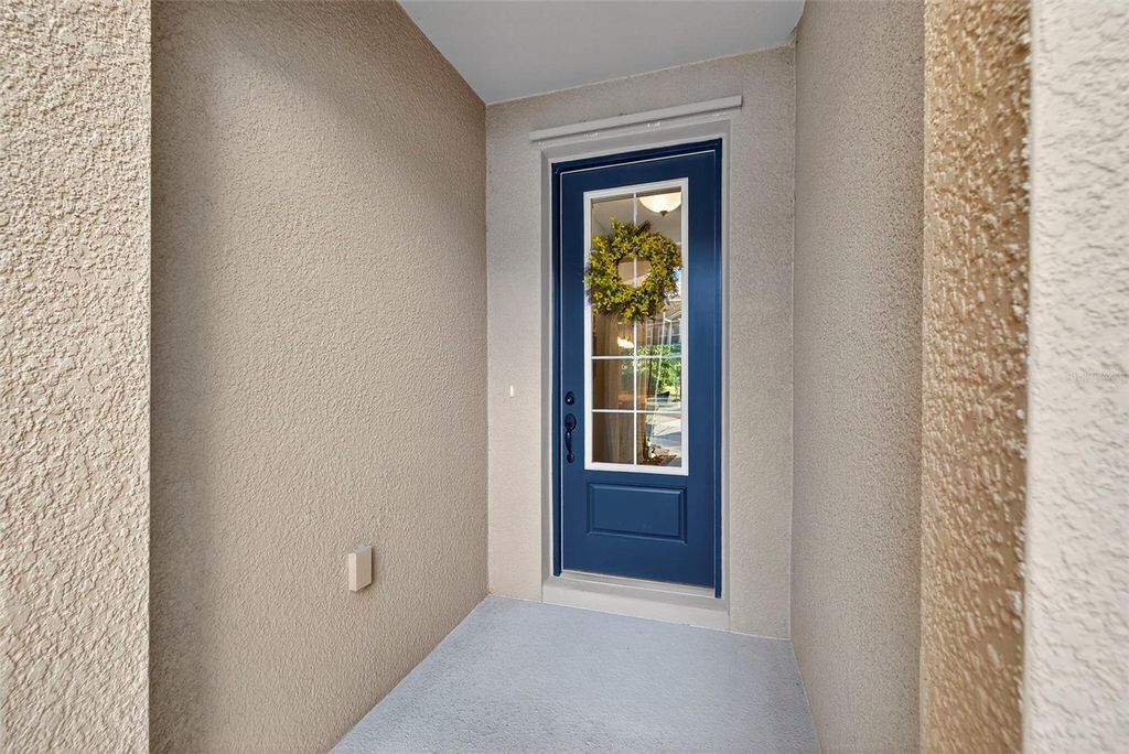 Image 4 of property listing at 6227 SCARLET DARTER WAY, Tampa, FL 33625