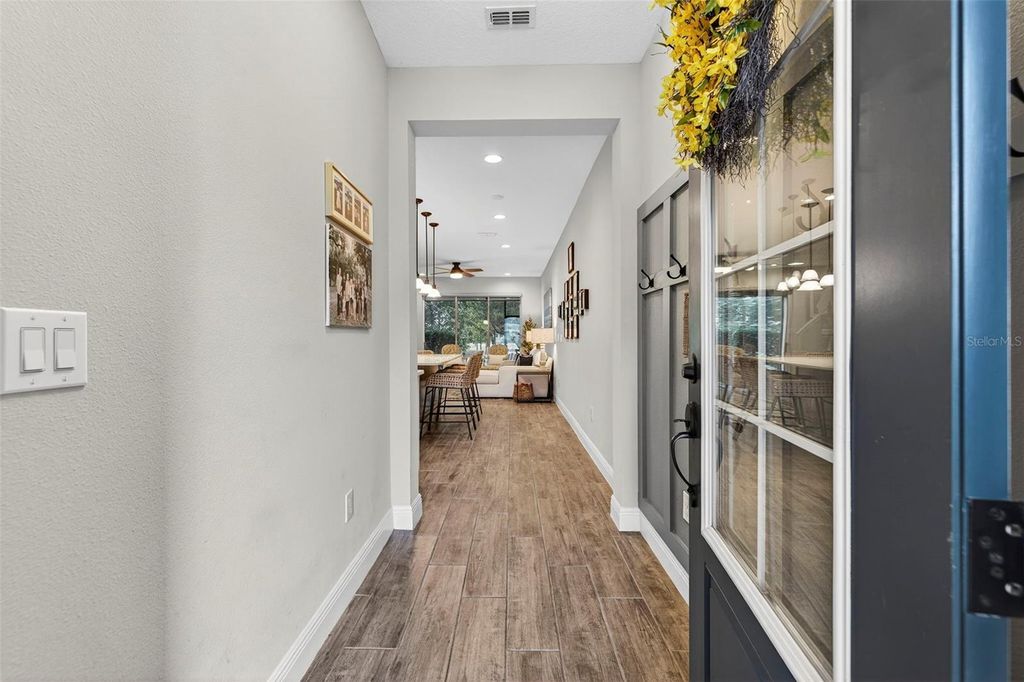 Image 5 of property listing at 6227 SCARLET DARTER WAY, Tampa, FL 33625