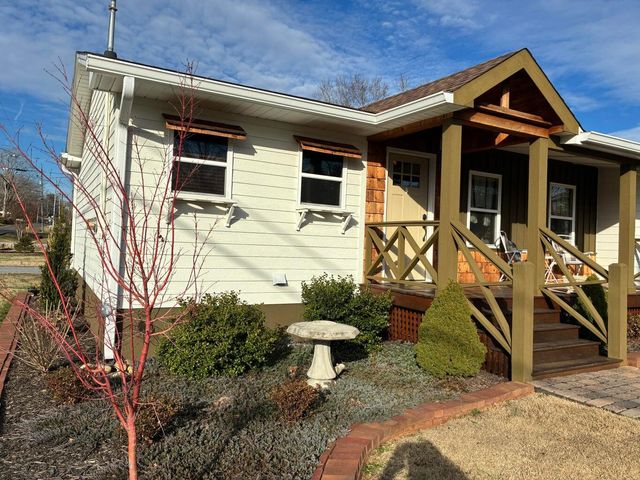 1238 Morgan Street Street, Athens, TN 37303