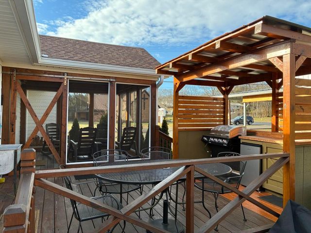 1238 Morgan Street Street, Athens, TN 37303