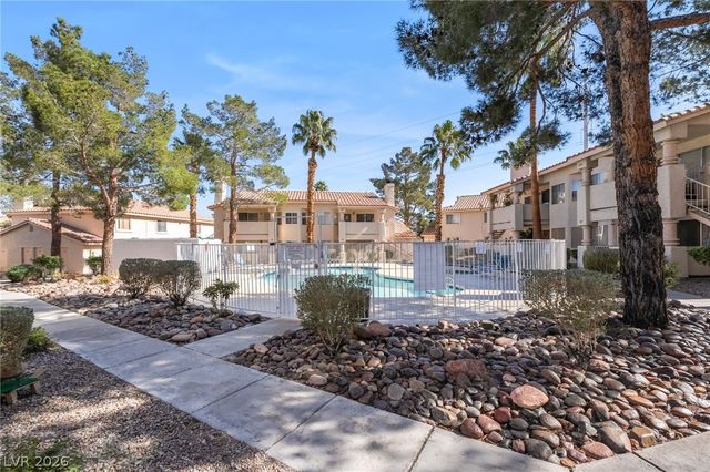 901 Sulphur Springs Lane 202, Las Vegas, NV 89128