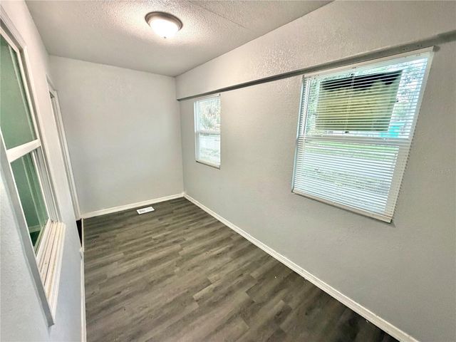 4700 10TH AVENUE S, St Petersburg, FL 33711