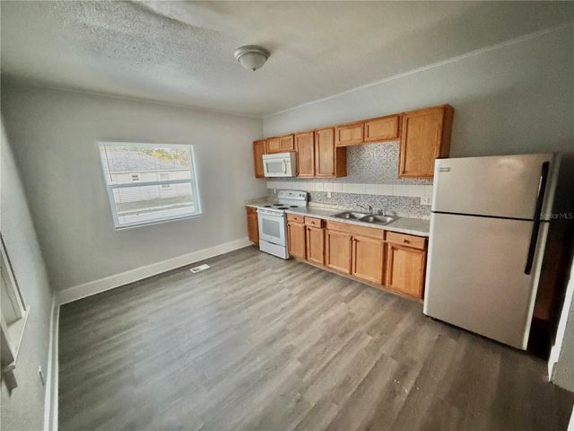 4700 10TH AVENUE S, St Petersburg, FL 33711