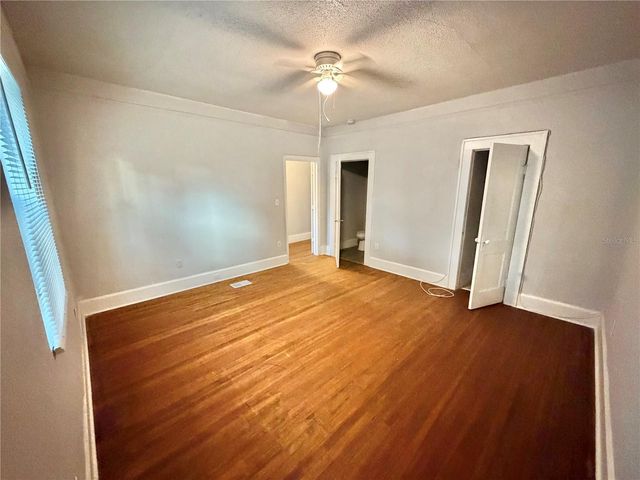 4700 10TH AVENUE S, St Petersburg, FL 33711
