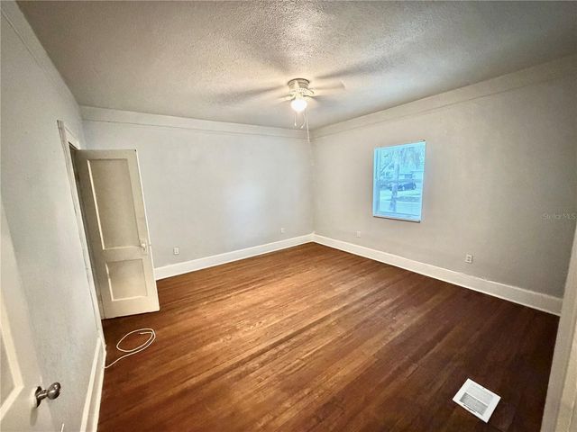 4700 10TH AVENUE S, St Petersburg, FL 33711