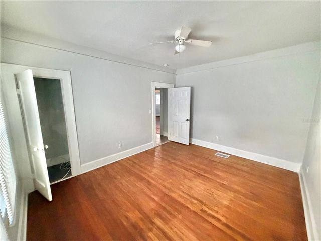 4700 10TH AVENUE S, St Petersburg, FL 33711
