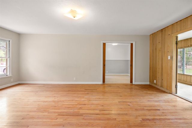 101 Mandalay ST, San Marcos, TX 78666