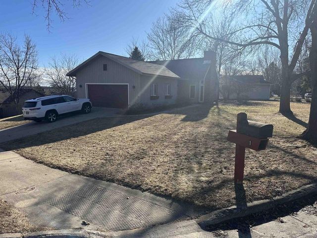 1 Maple View Court, Madison, WI 53719