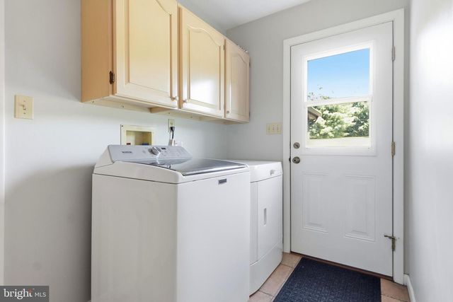 210 S FRANKLIN ST, Dallastown, PA 17313