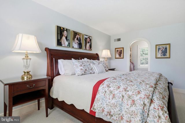 210 S FRANKLIN ST, Dallastown, PA 17313
