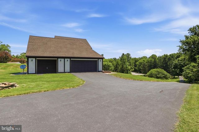 210 S FRANKLIN ST, Dallastown, PA 17313