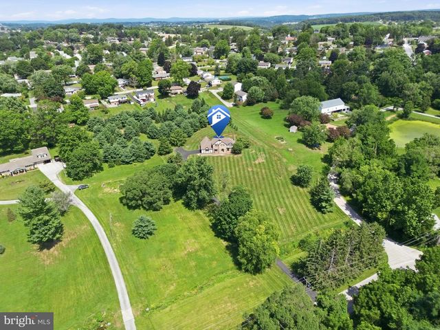 210 S FRANKLIN ST, Dallastown, PA 17313