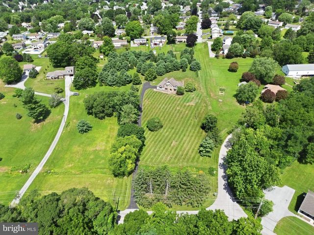 210 S FRANKLIN ST, Dallastown, PA 17313